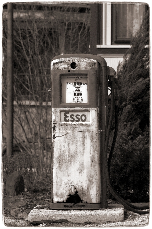 Old Pump 